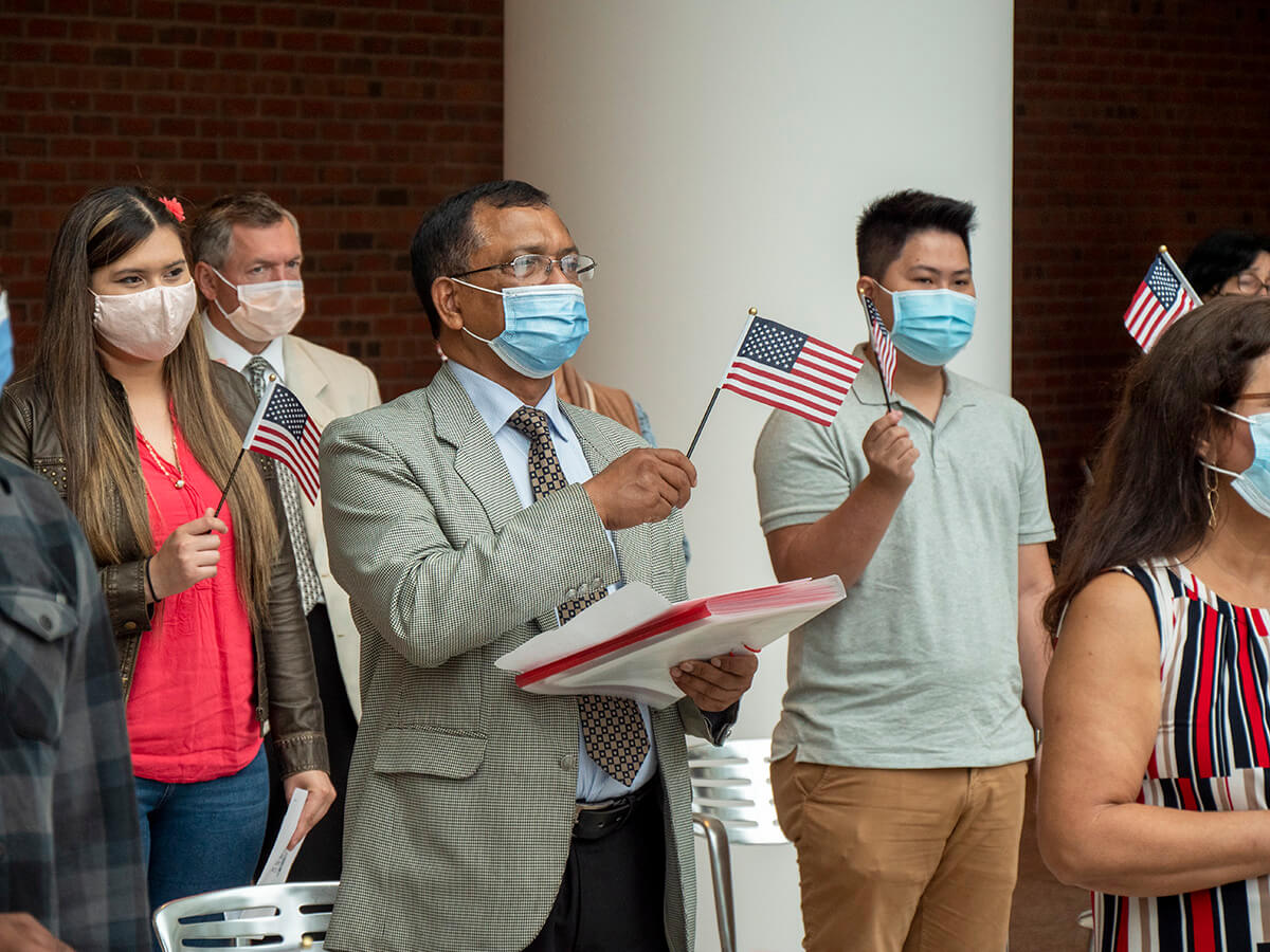 Requisitos Para La Ciudadanía Americana 2021 ¿Cuáles Son?
