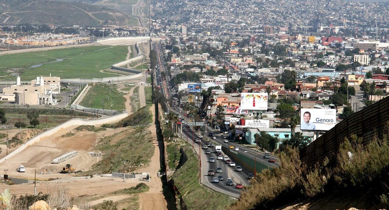 politica migratoria entre con visa