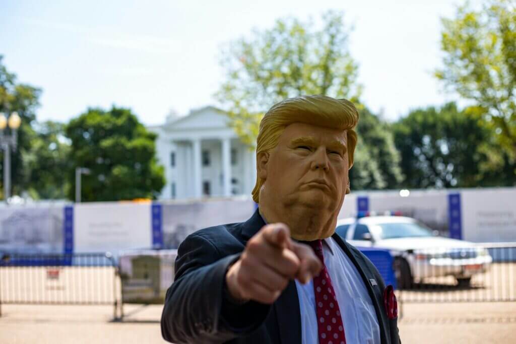 Nuevo Presupuesto Donald Trump redadas parole militar