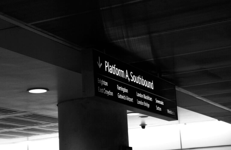 leyes de inmigración advance parole cbp one