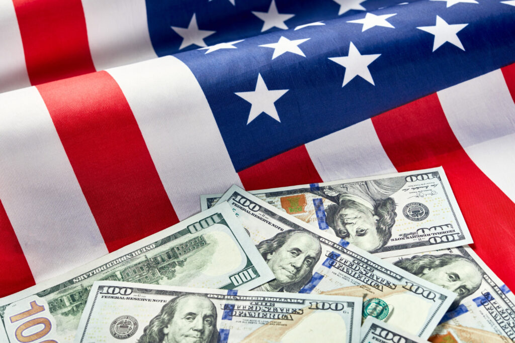 Declarar impuestos siendo inmigrante es tema central para millones que viven en Estados Unidos.