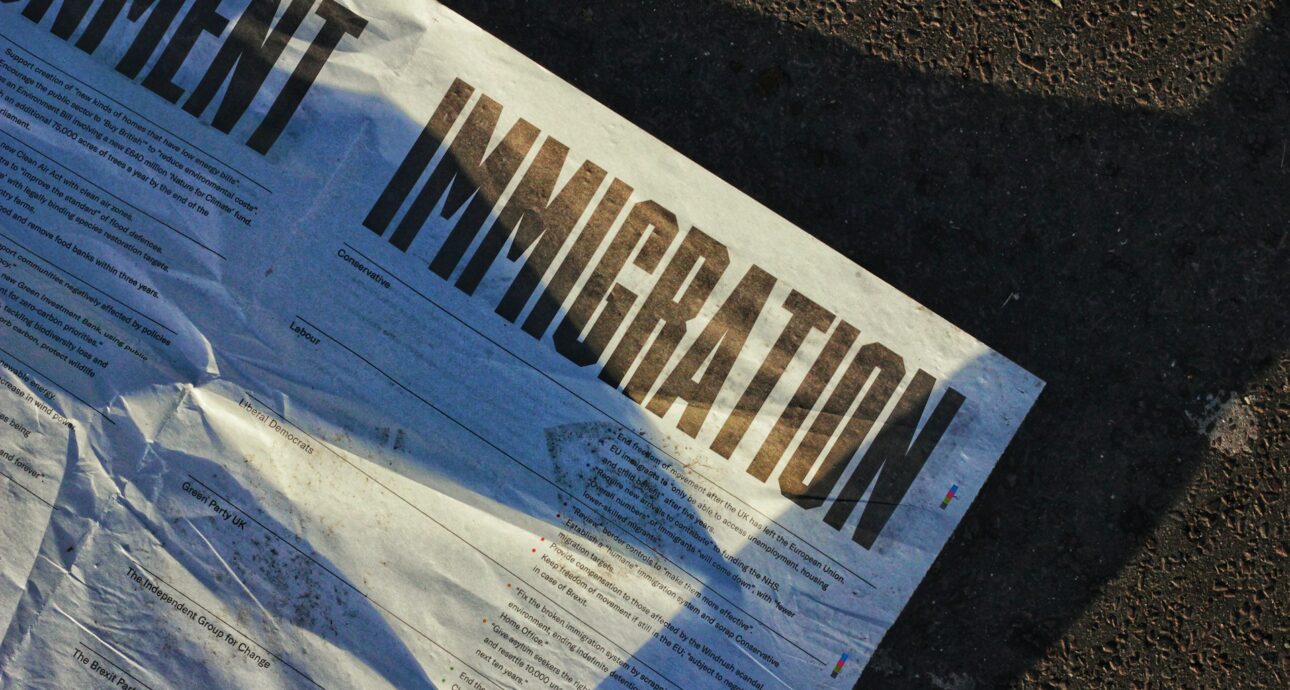 Nueva regla de inmigración podría complicar la renovación del permiso de trabajo para Visa U y VAWA