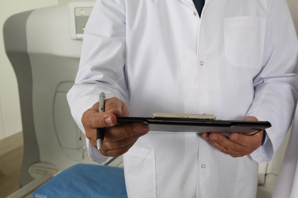 Esta nota es sobre el examen médico de inmigración. La imagen es ilustrativa.