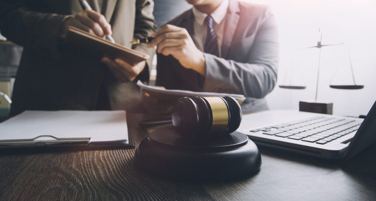 residencia-permanente-testigos-en-juicio-Visa-s-abogado