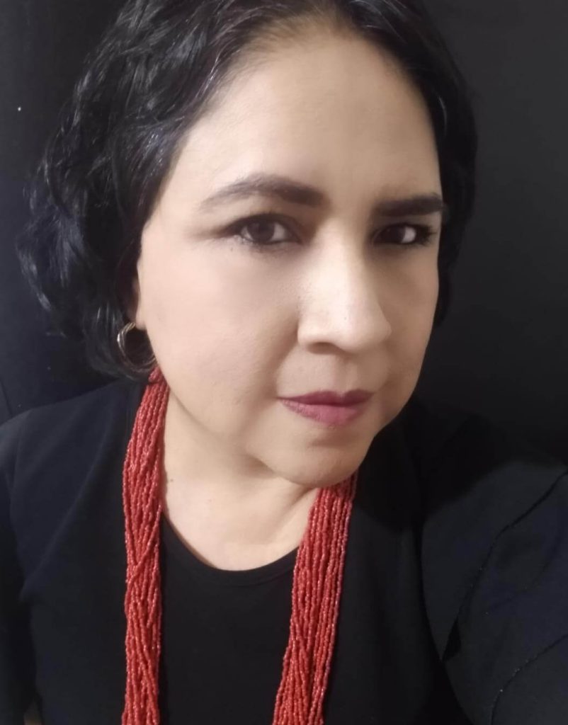clientes-inmigrantes-abogada-erika-jurado-despacho