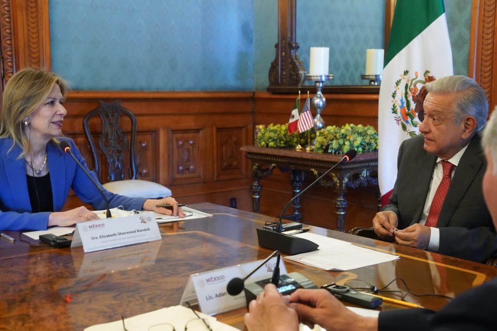 México-y-EU-políticas-fronterizas-Biden-soldados-en-servicio-activo-frontera-común