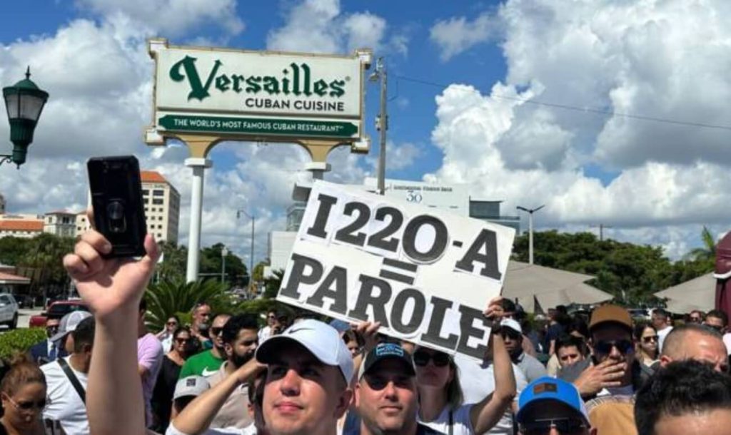 I220A residencia permanente (1) parole indocumentados