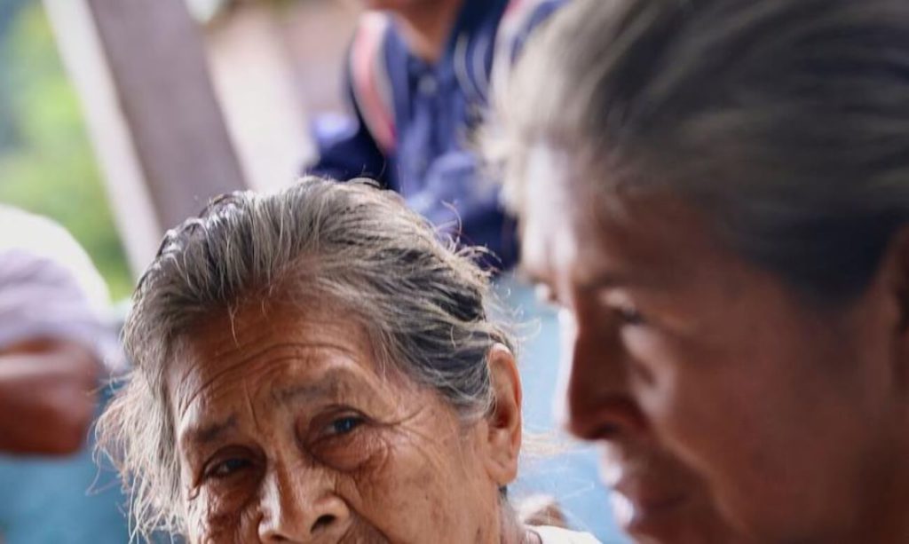 ciudadania inmigracion cónyuges indocumentados inmigrantes ciudadanía sin examen inmigración casos