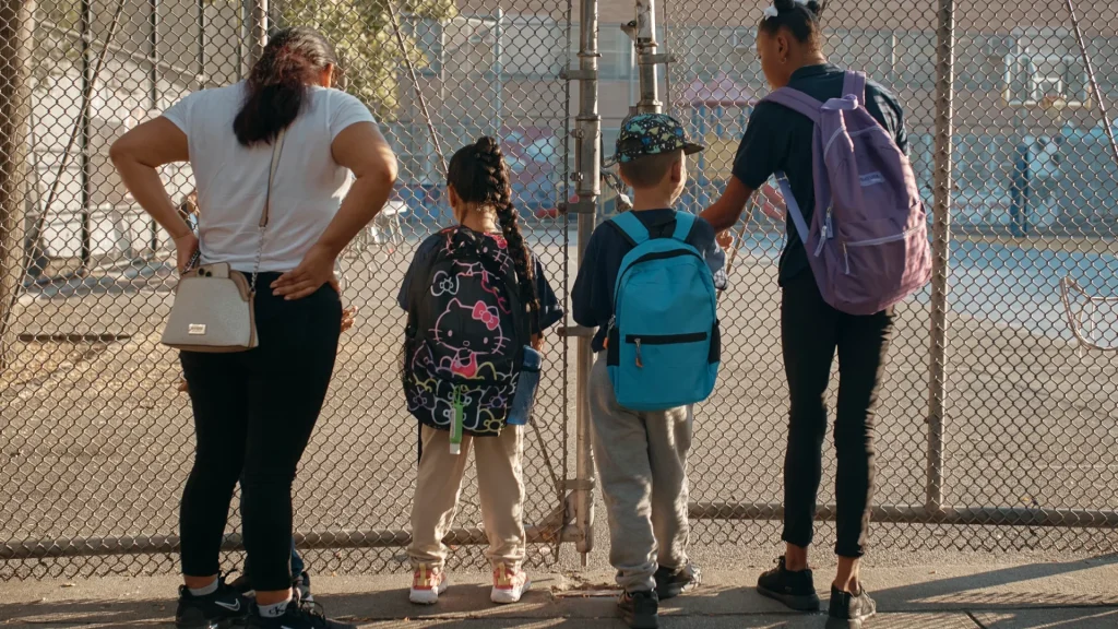 deportación inmigrantes ordenes ejecutivas padres de ciudadanos trump 245(i) registro rumores cambios migratorios