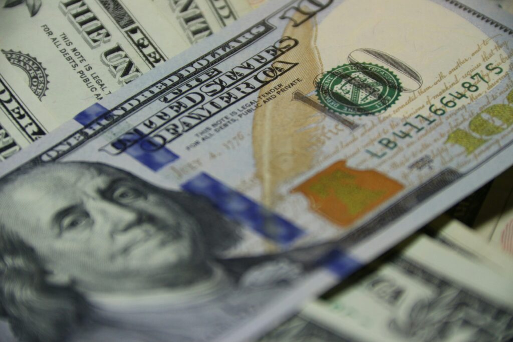 impuestos taxes irs dolares